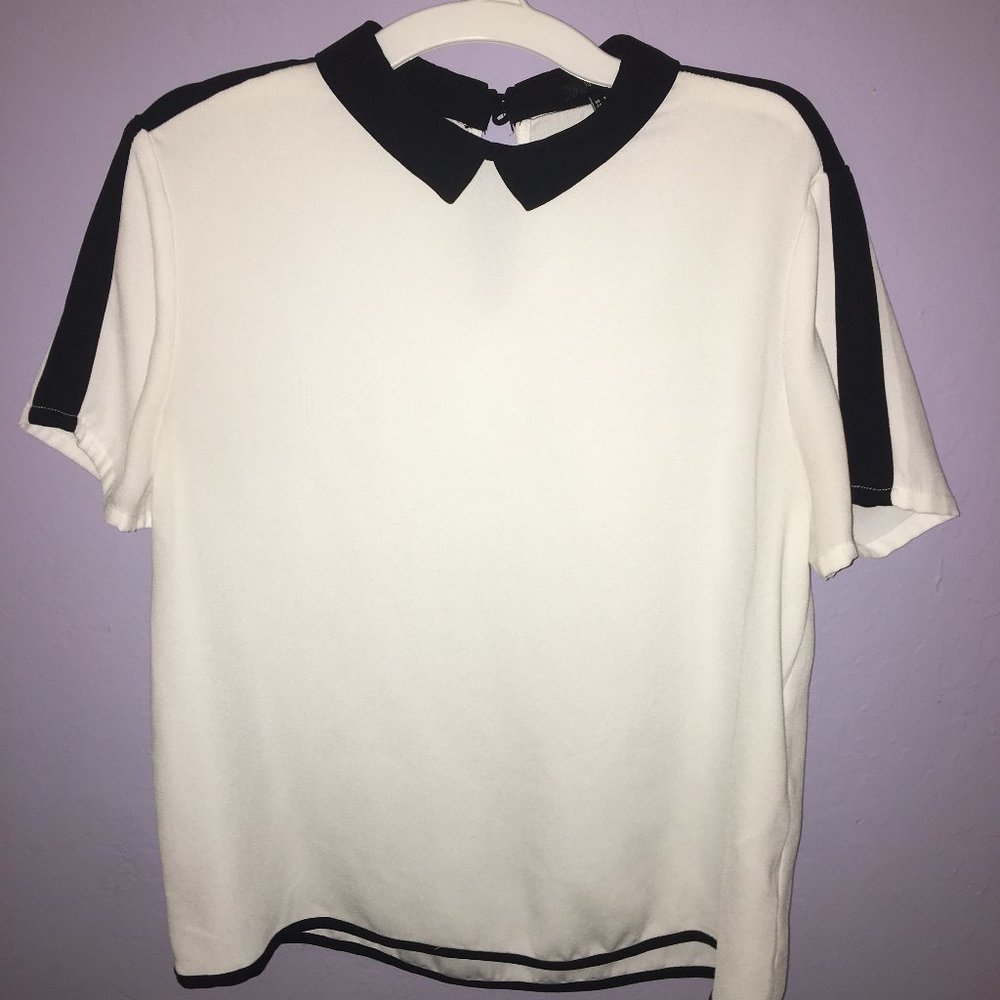 Collared Black and White Top